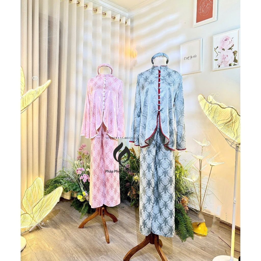 Set đồ lam cho nữ cách tân Kiểu Áo Lam Cổ Vuông Sự Kiện Bay Bổng - Pháp Phục Liên Châu - Silk